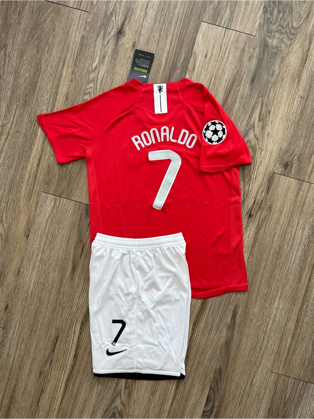 Manchester  United Retro Cristiano Ronaldo #7 Red Soccer Jersey